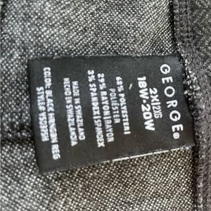 XXL dress stretchy slacks with no pockets.